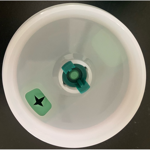 Stanley The Quencher 40 oz H2.0 FlowState Tumbler Alpine Green Hot/Cold w/ Straw - Picture 12 of 13